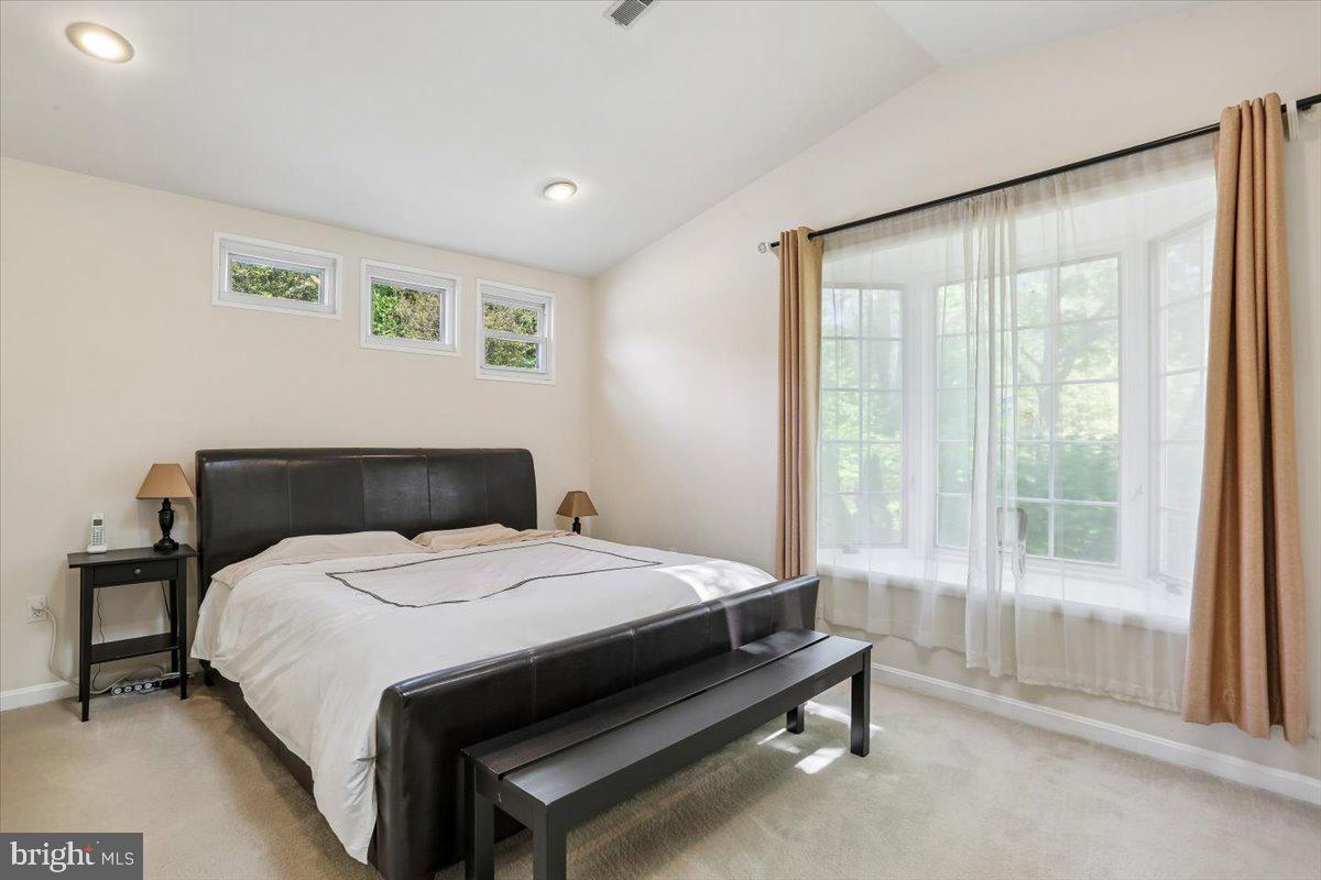 GREENTREE MANOR - Residential