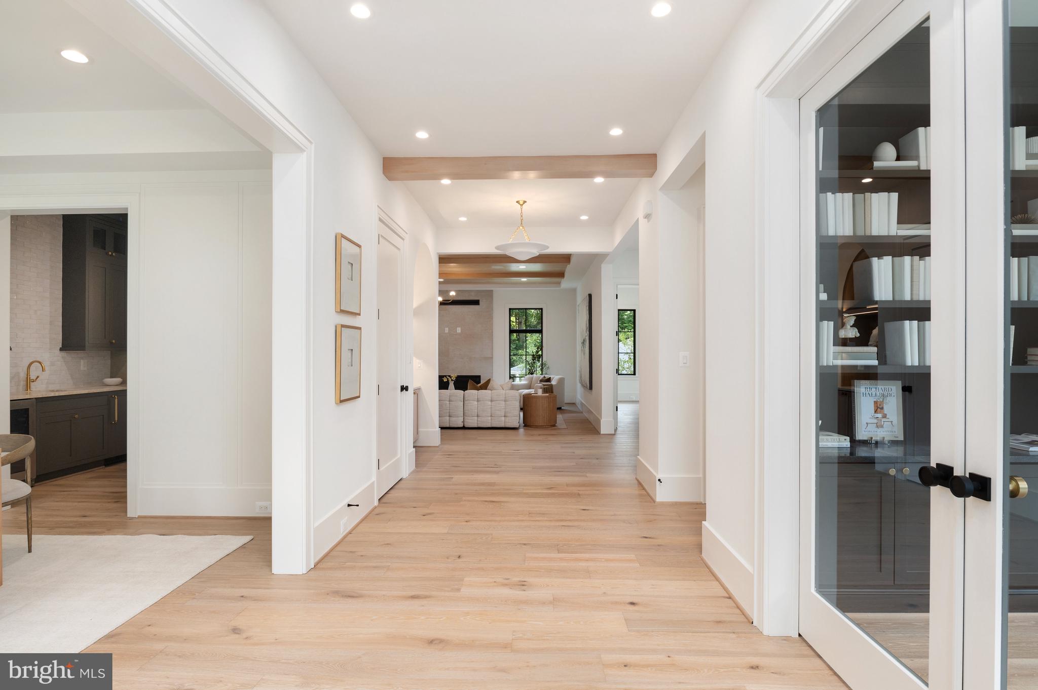 BRIGGS AND HOOPERS - Residential