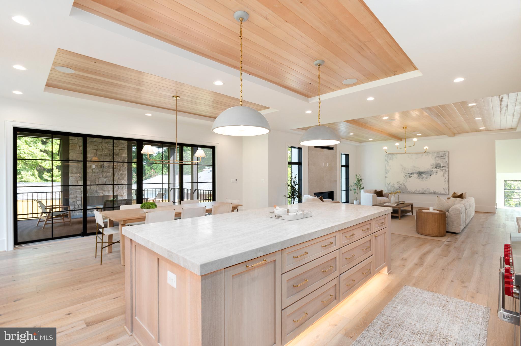 BRIGGS AND HOOPERS - Residential