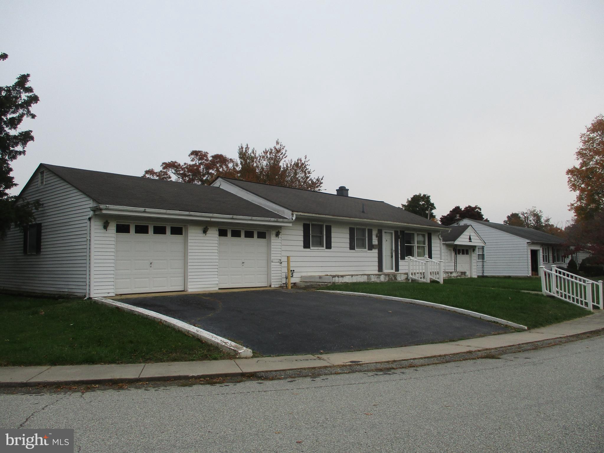 Elkton Rancher with an approved in law apartment! Amenties include 3 attached garage spaces,  sun porch, c/a, central heat, public water and sewer, formal dining room and more. 5 minute drive  to downtown shops, restaurants and entertainment.  This is a Fannie Mae  home. Submit all offers on homepath site.