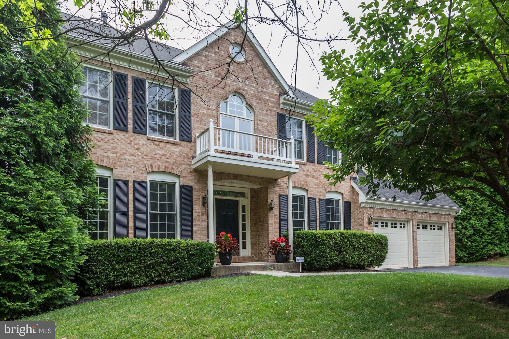 WASHINGTONIAN WOODS - Residential