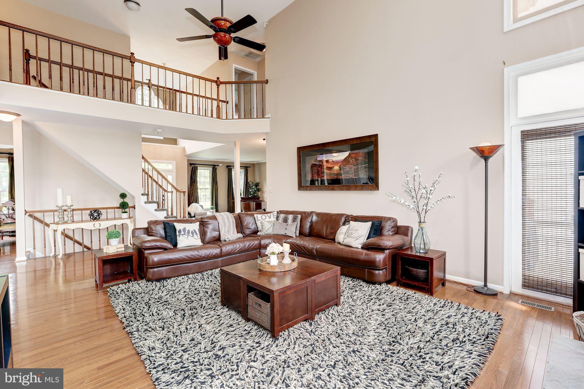 WASHINGTONIAN WOODS - Residential