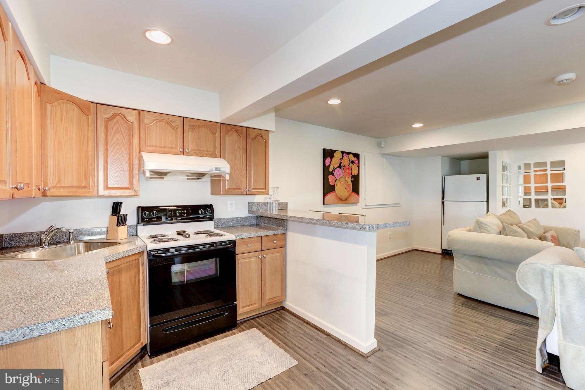 WASHINGTONIAN WOODS - Residential