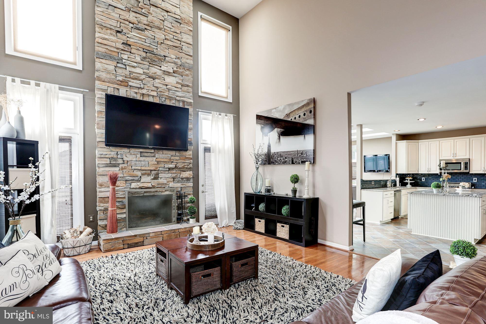 WASHINGTONIAN WOODS - Residential