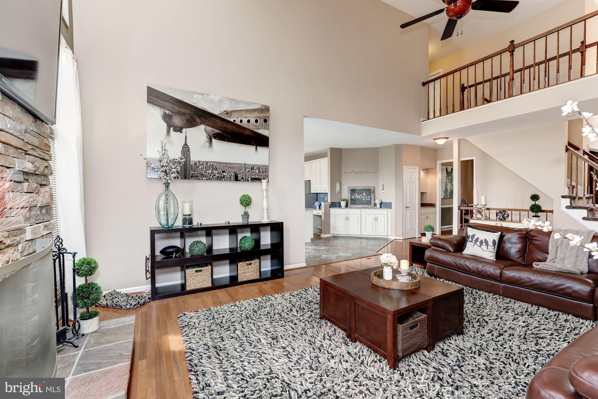 WASHINGTONIAN WOODS - Residential