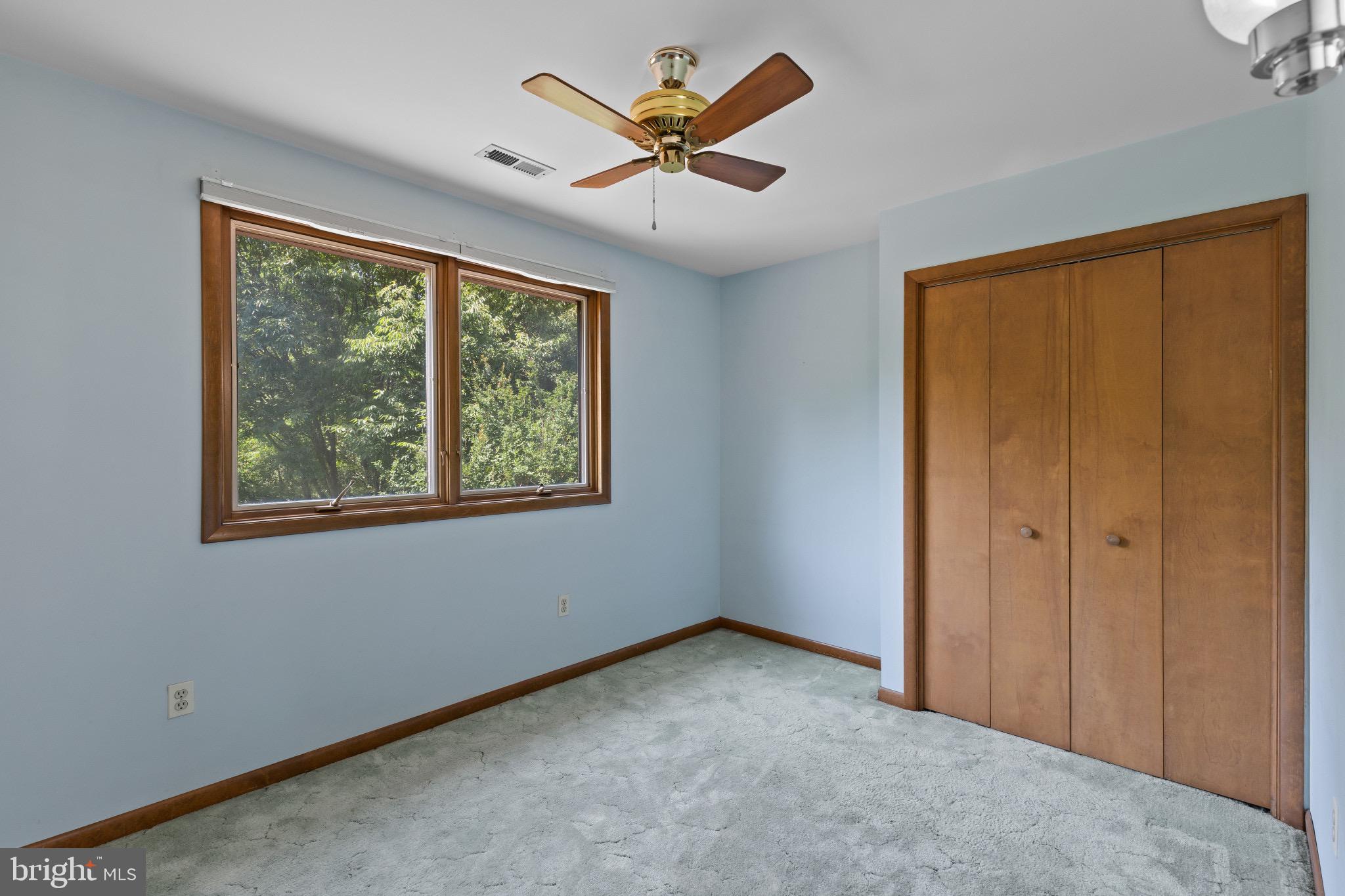 SHELTON - Residential