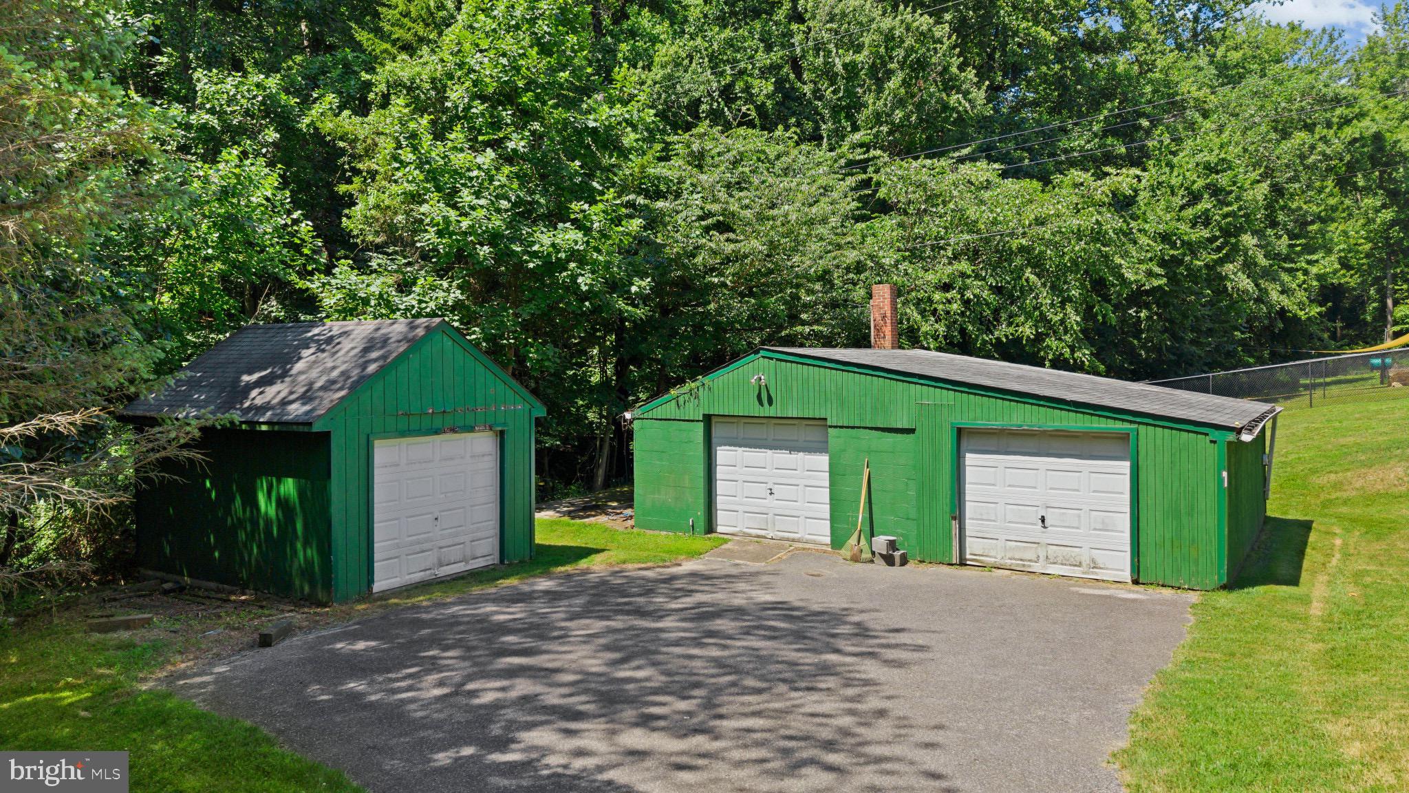 SHELTON - Residential