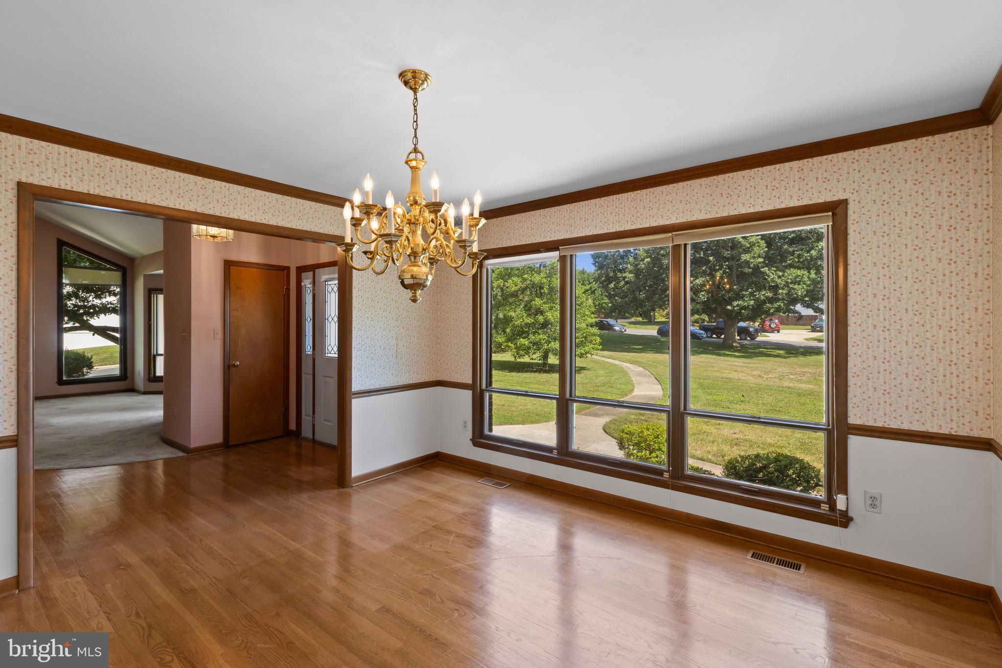 SHELTON - Residential
