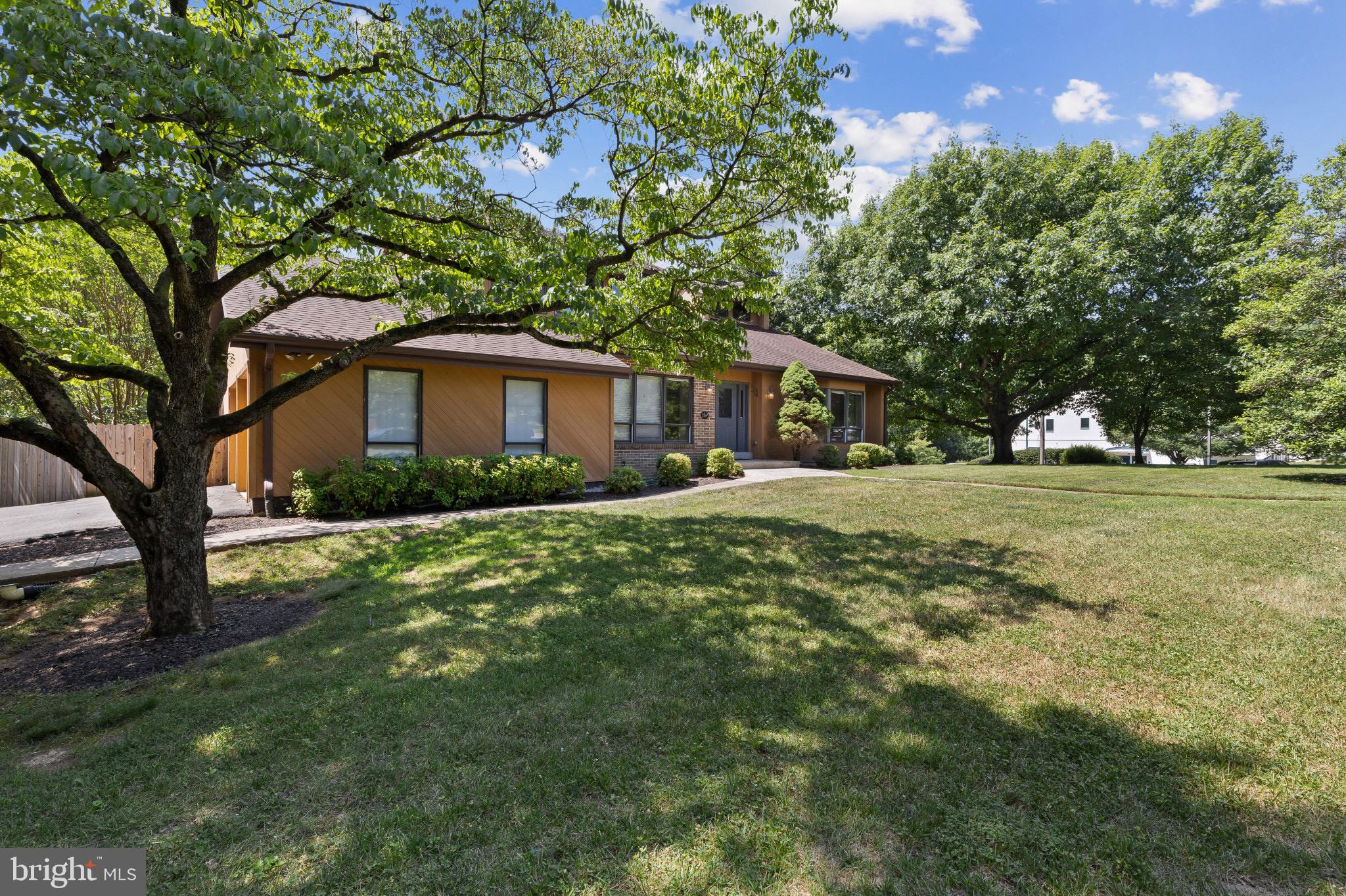 SHELTON - Residential