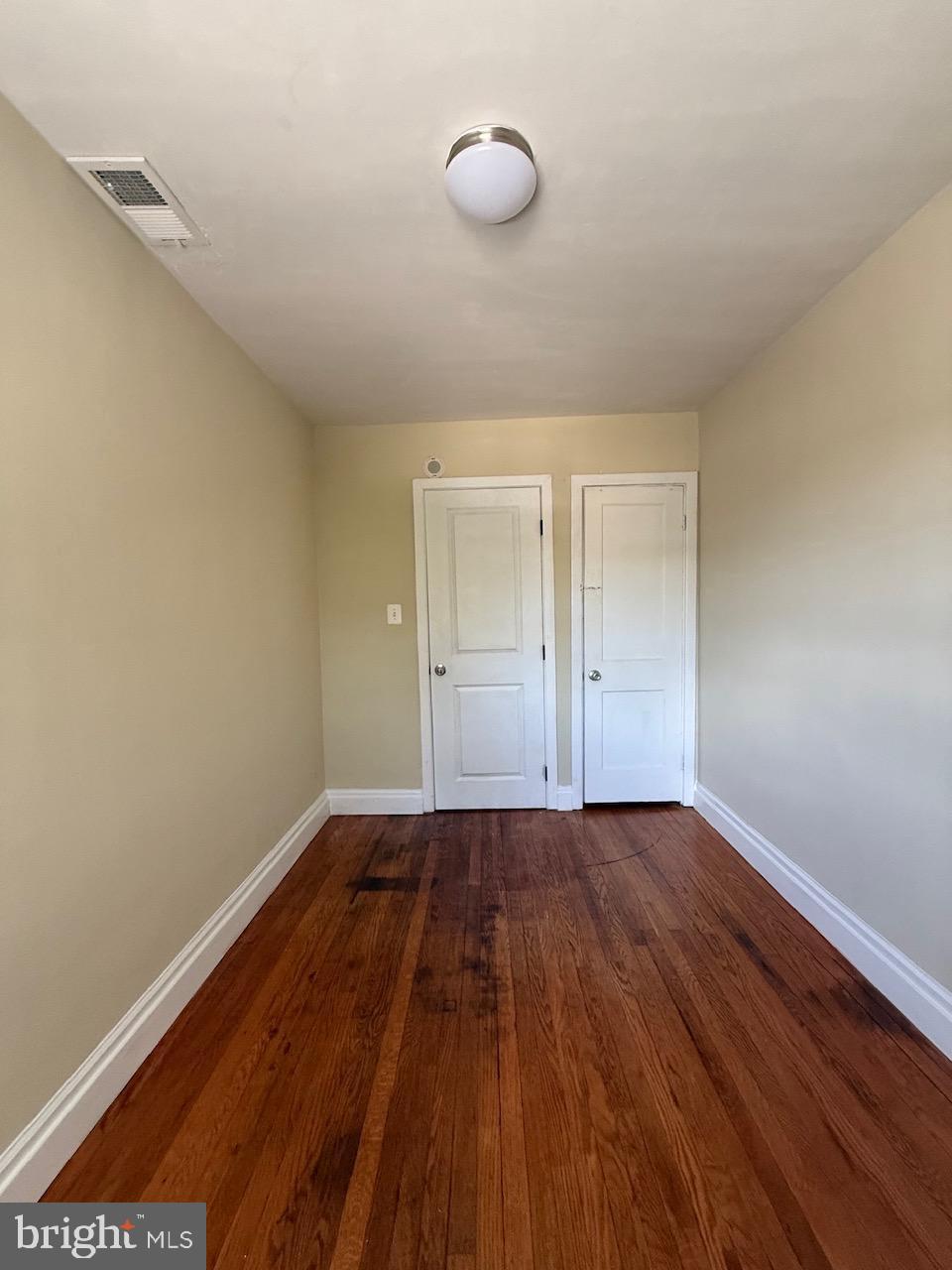 BROOKLYN - Residential