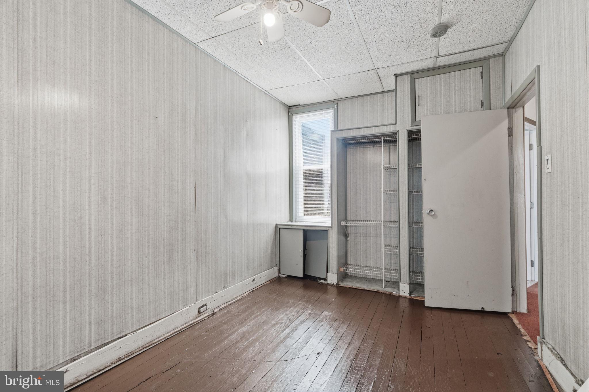 PORT RICHMOND - Residential