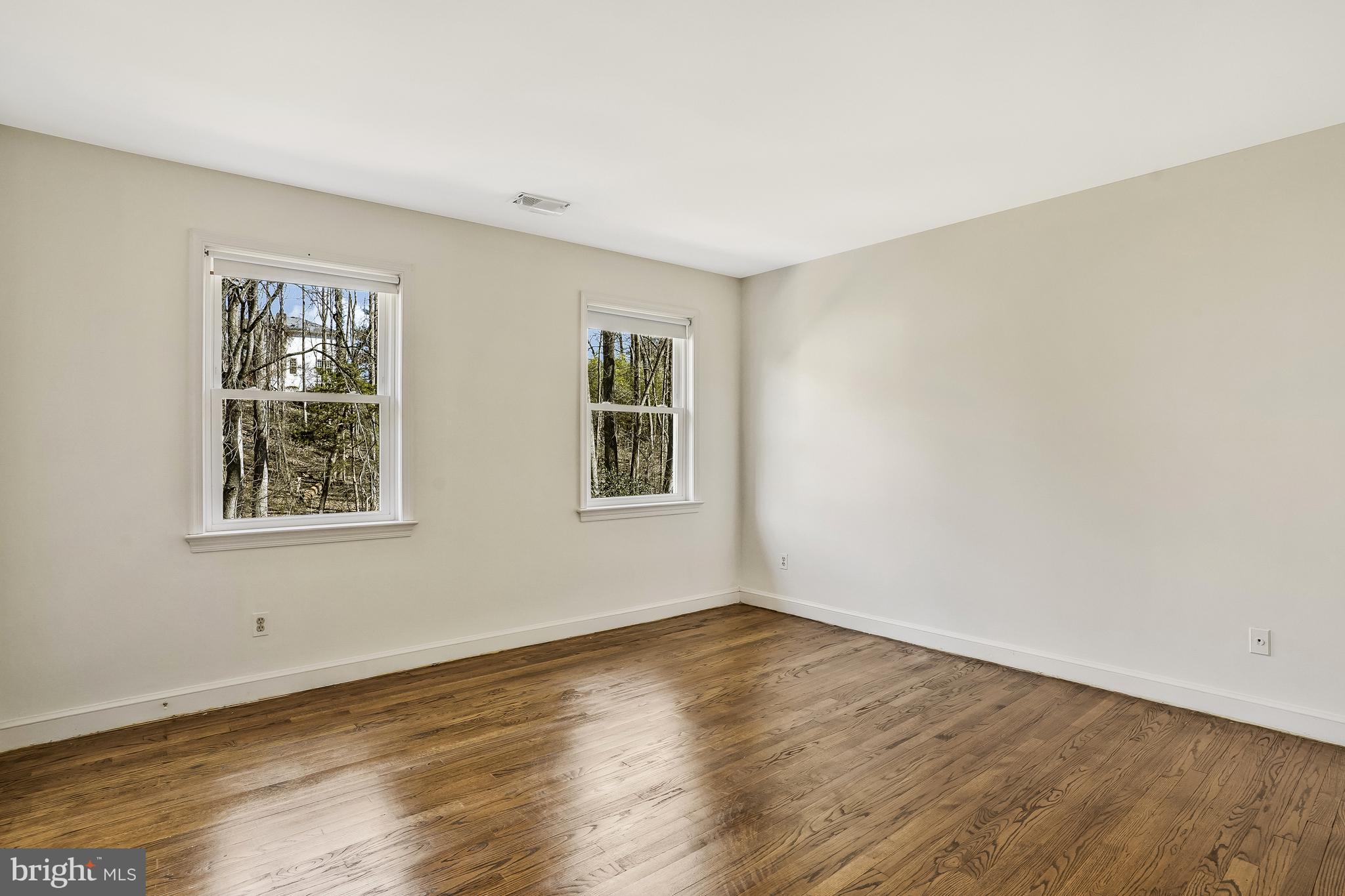 LANGLEY FOREST - Residential