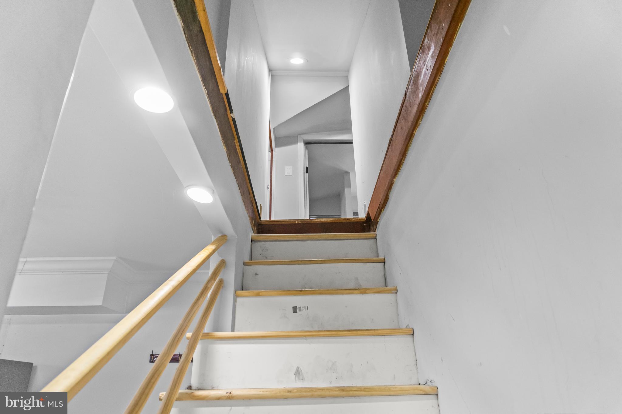 REGULARS - Residential
