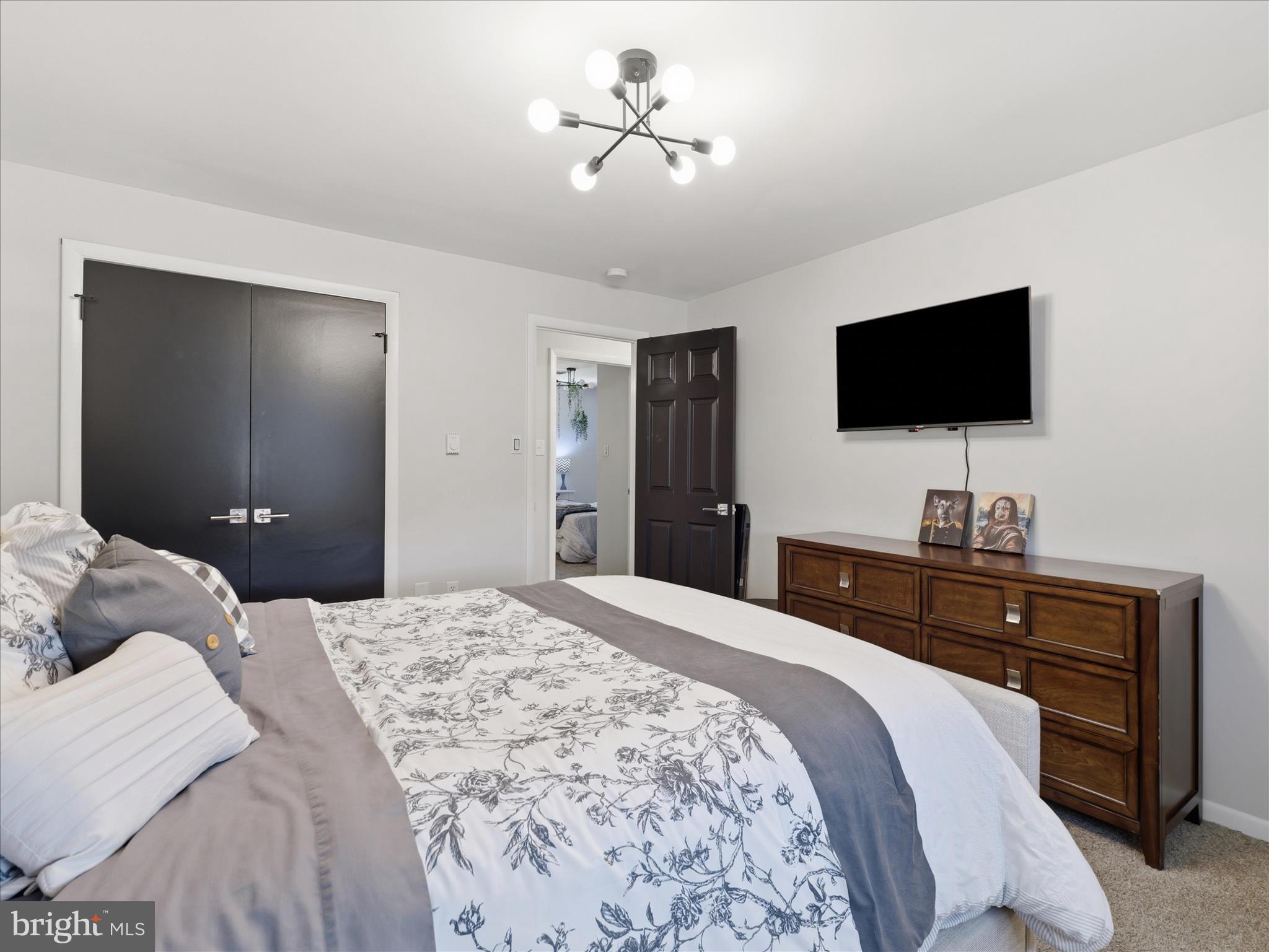 LAURICH ESTATES - Residential