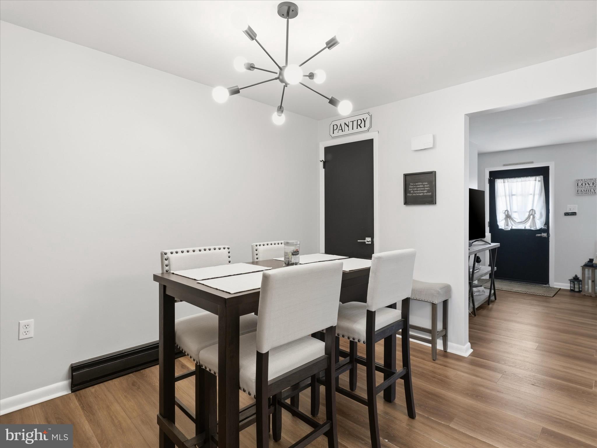 LAURICH ESTATES - Residential
