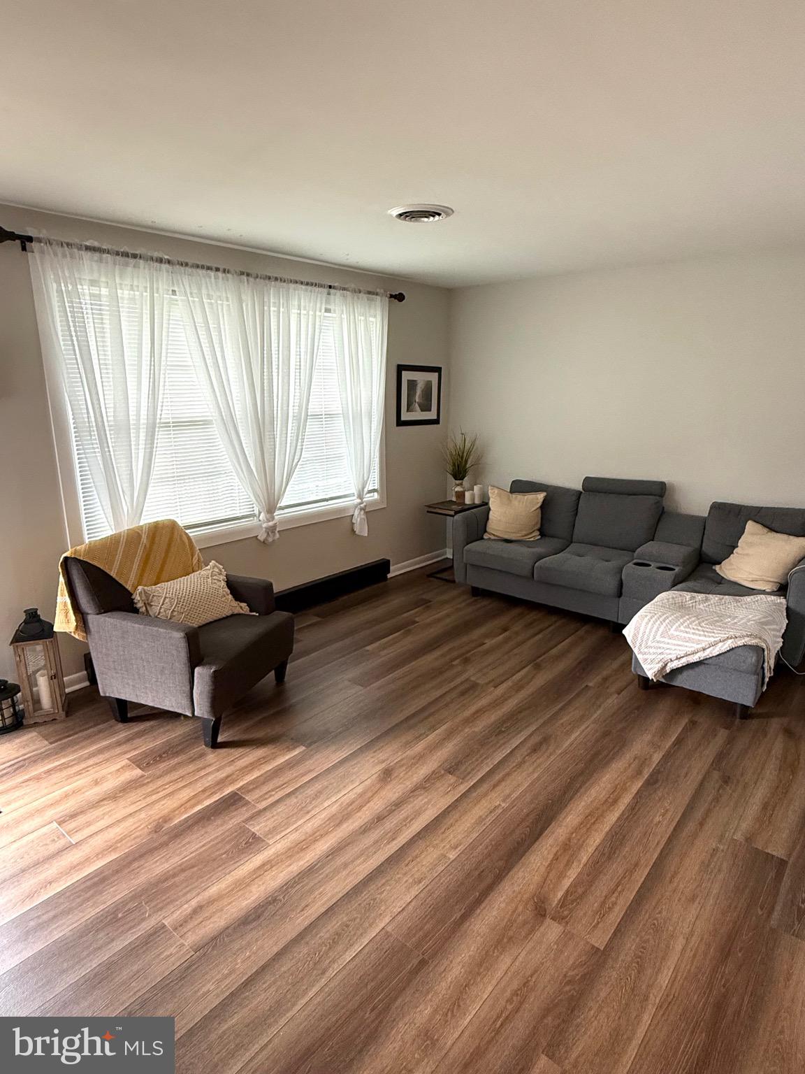 LAURICH ESTATES - Residential