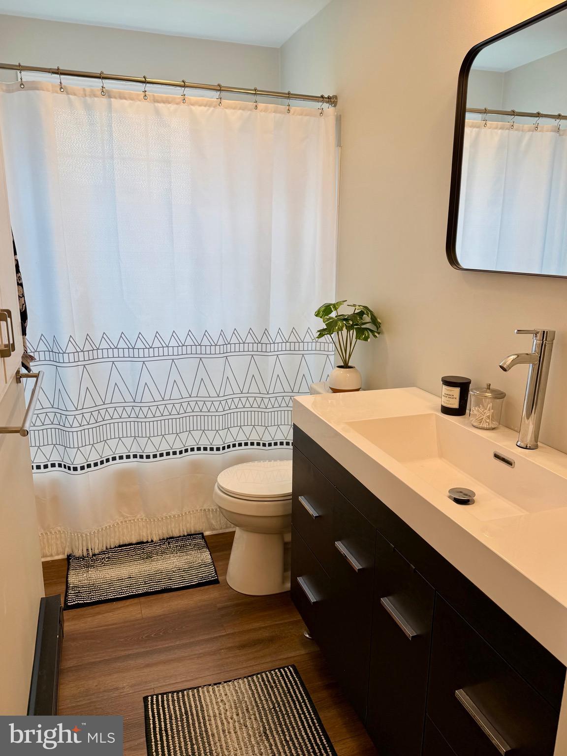 LAURICH ESTATES - Residential