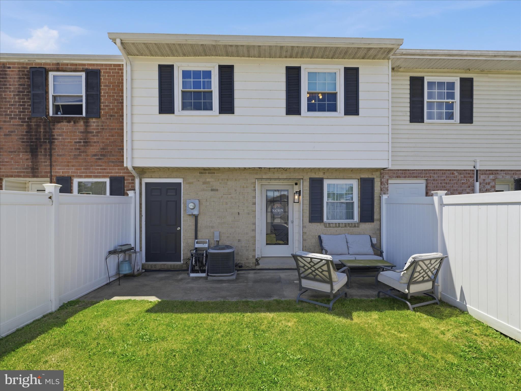 LAURICH ESTATES - Residential
