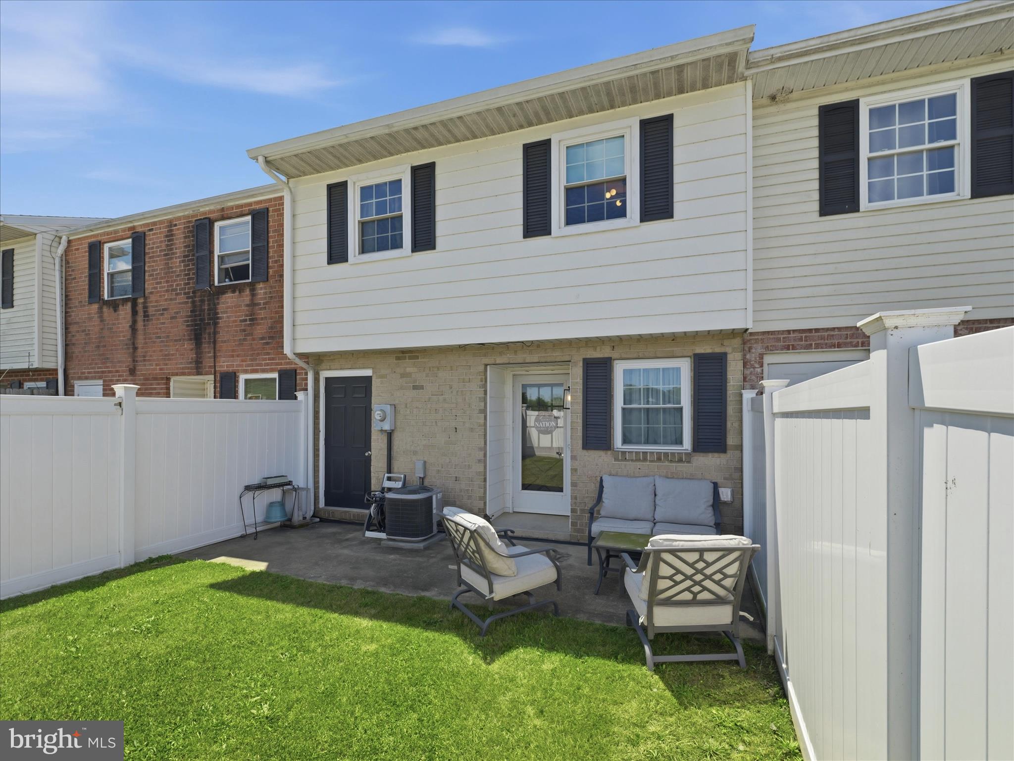 LAURICH ESTATES - Residential