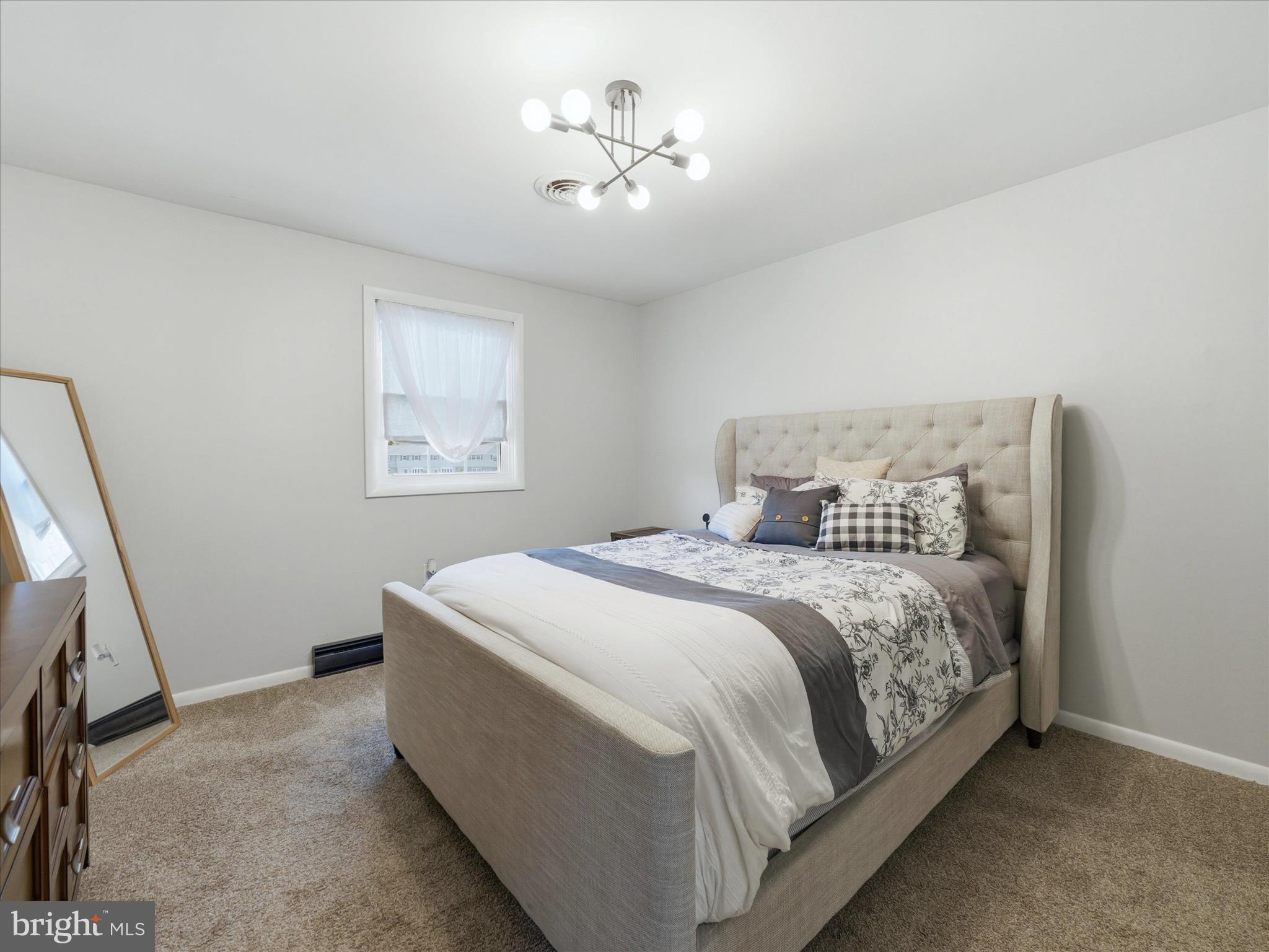 LAURICH ESTATES - Residential
