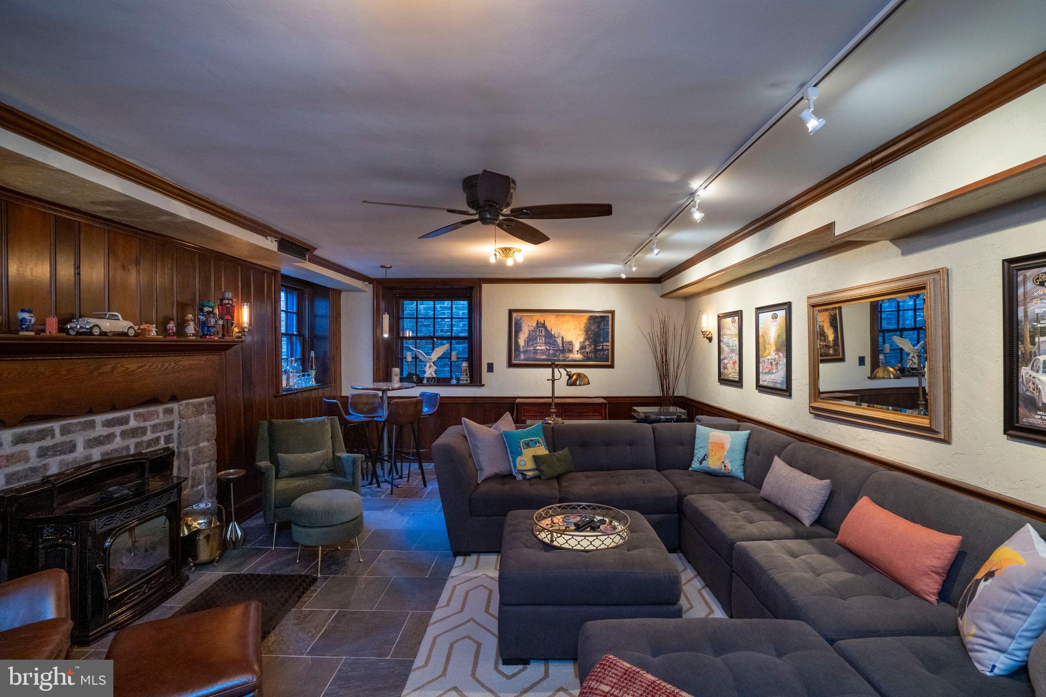 WYNDHAM HILLS - Residential