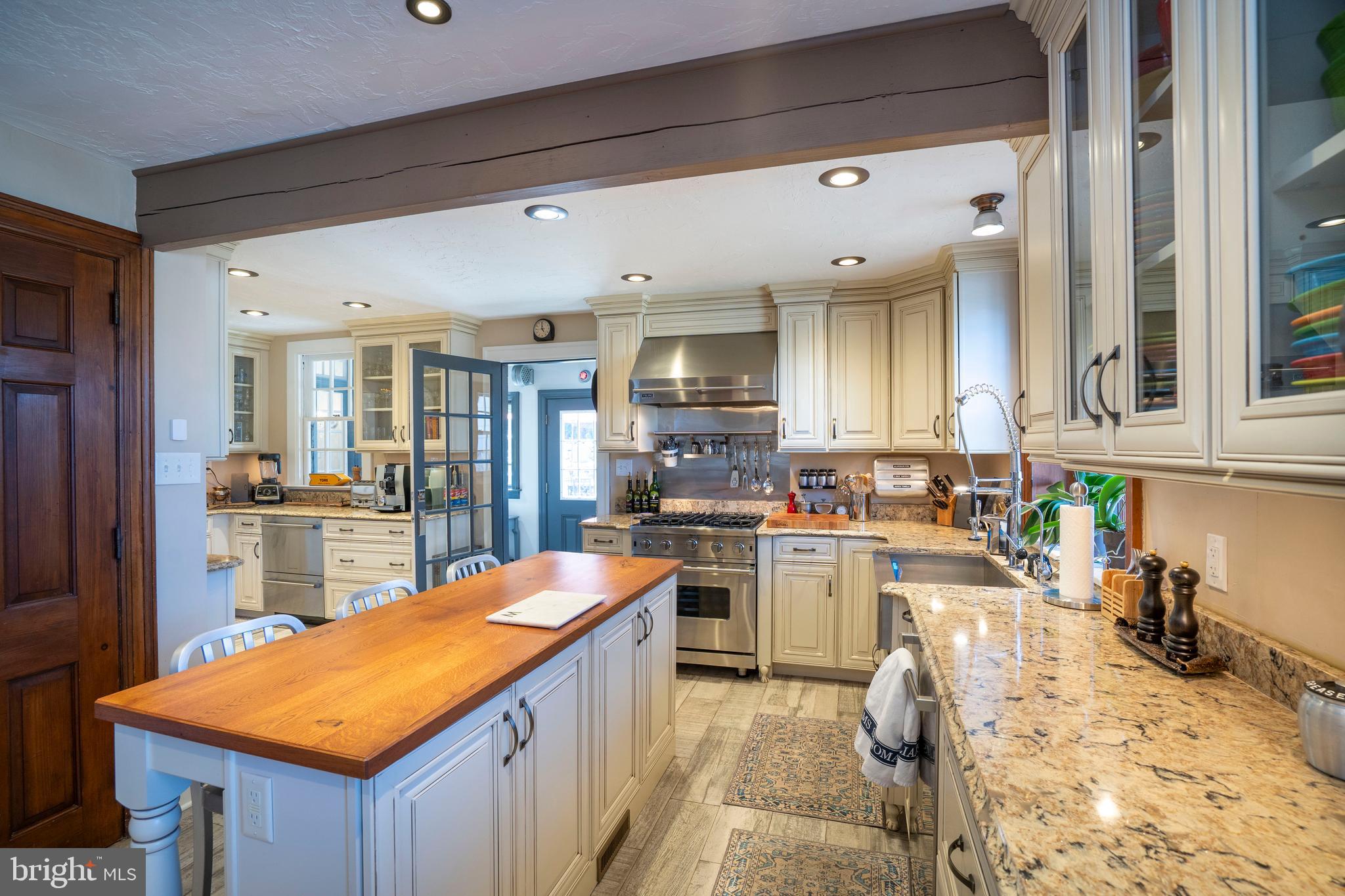 WYNDHAM HILLS - Residential