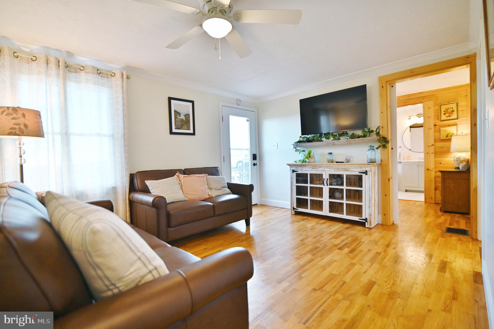 LONG MEADOWS - Residential