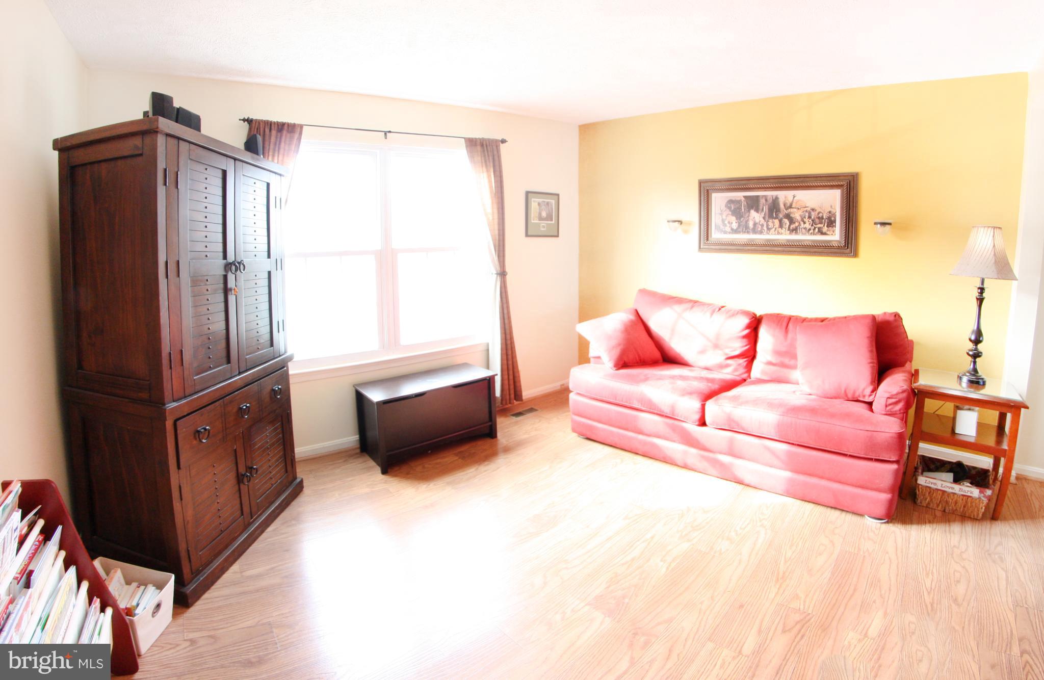 LANDSDOWNE - Residential
