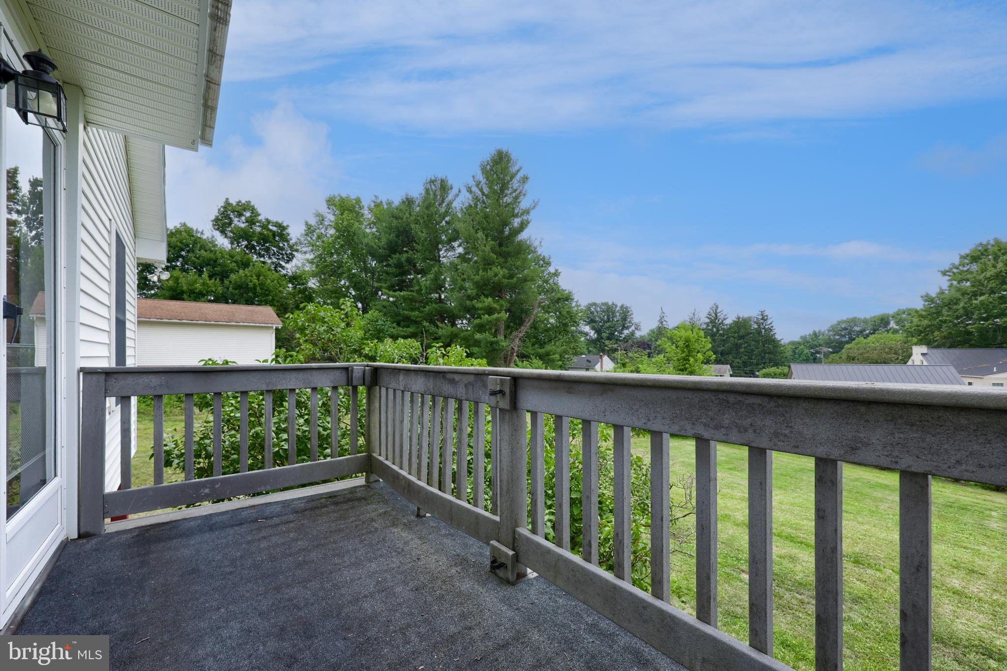 GOLDEN ACRES - Residential