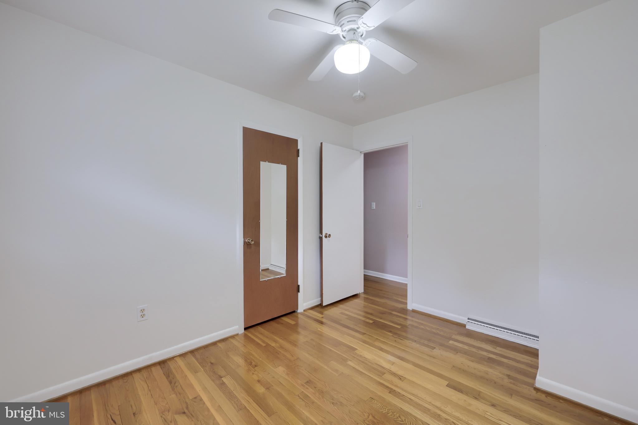 GOLDEN ACRES - Residential