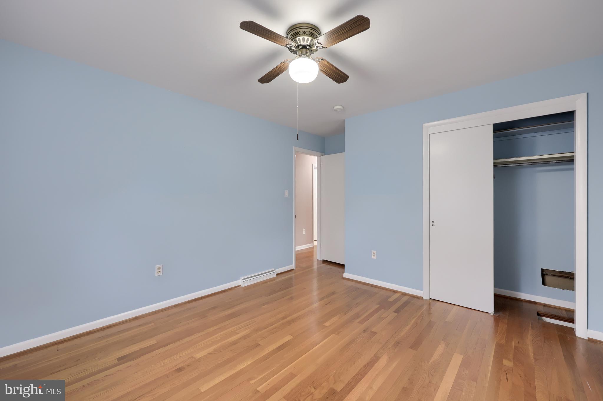 GOLDEN ACRES - Residential