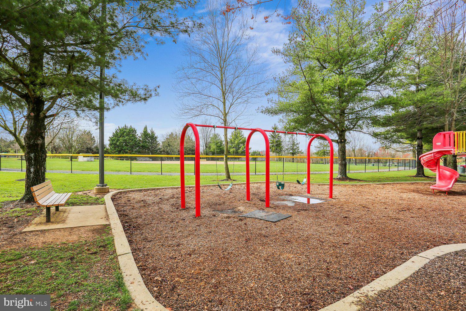 THE VILLAGES OF URBANA GREENSPRING - Residential