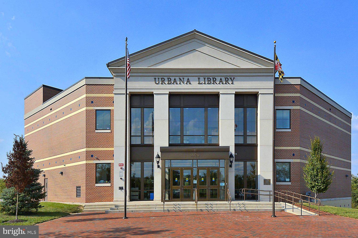 THE VILLAGES OF URBANA GREENSPRING - Residential