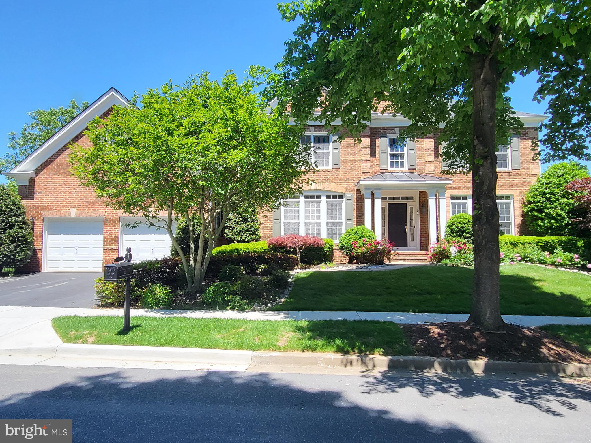 FALLSGROVE - Residential