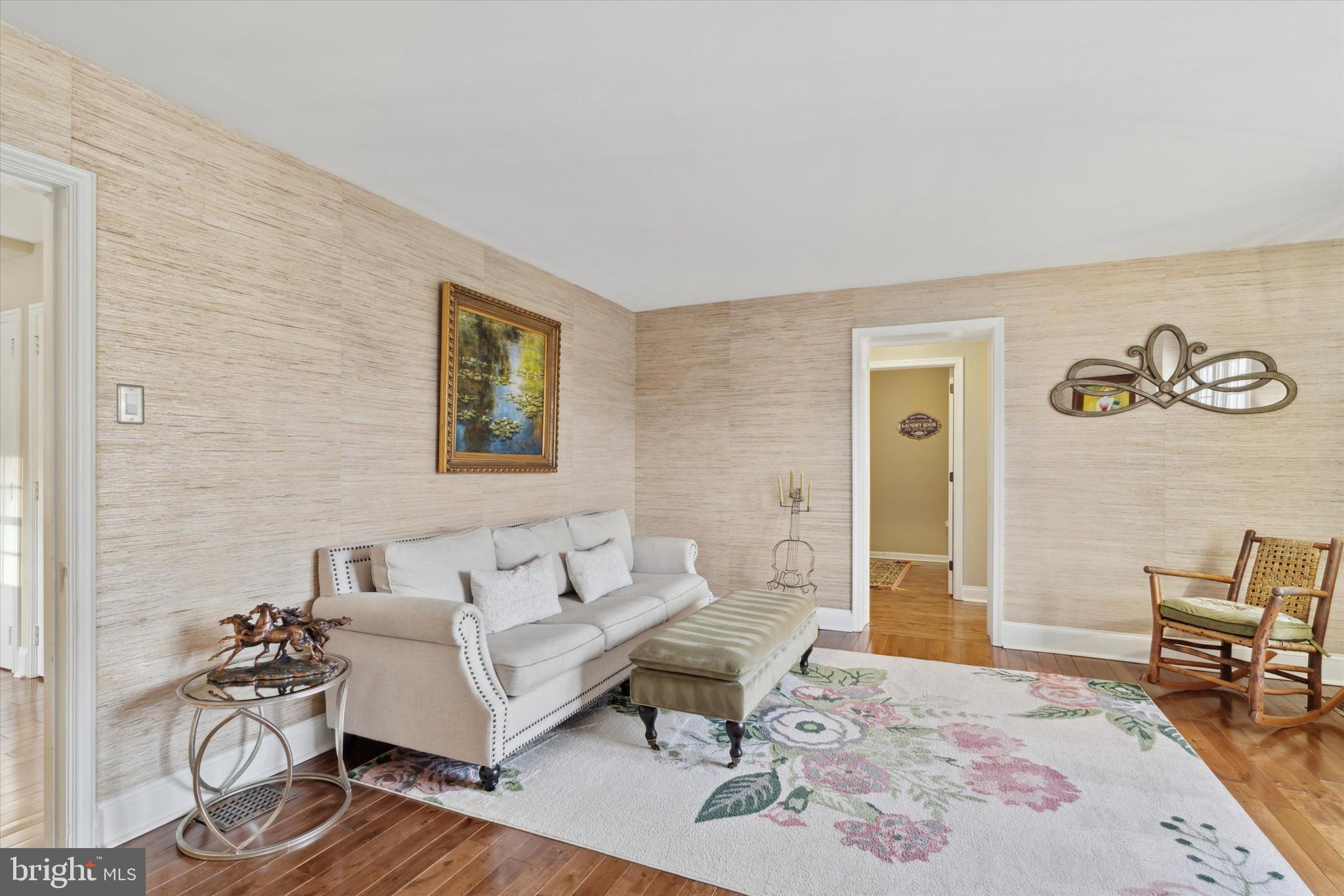 VALLEY FORGE MTN - Residential