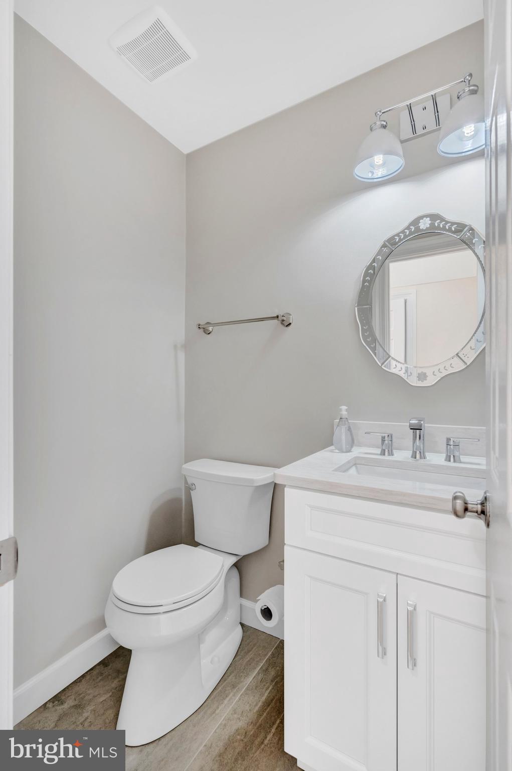 CENTER RIDGE - Residential