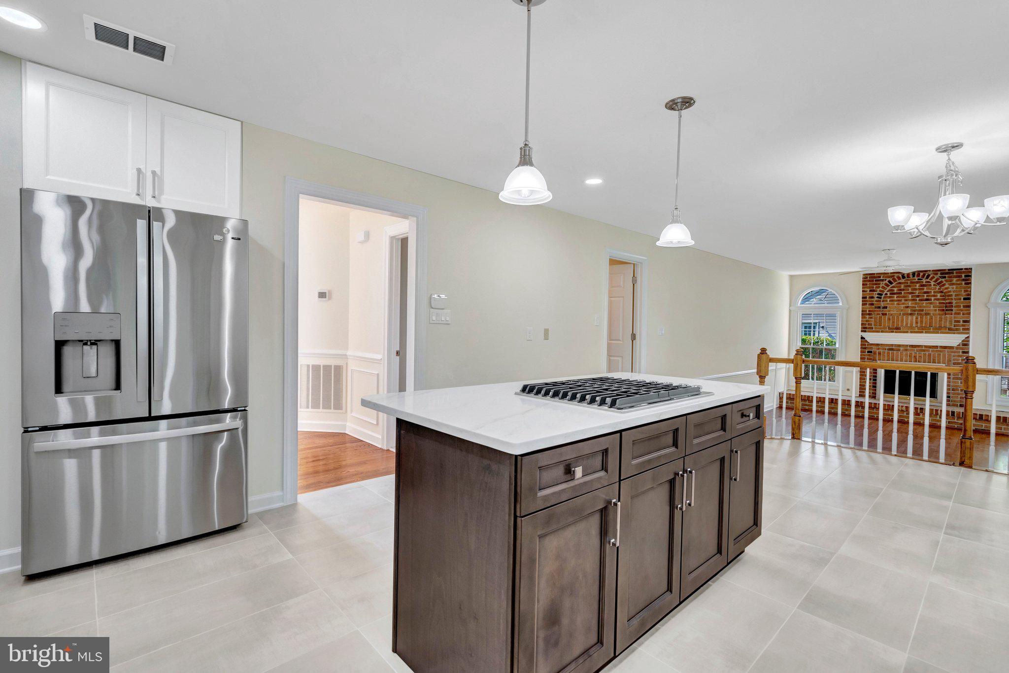 CENTER RIDGE - Residential