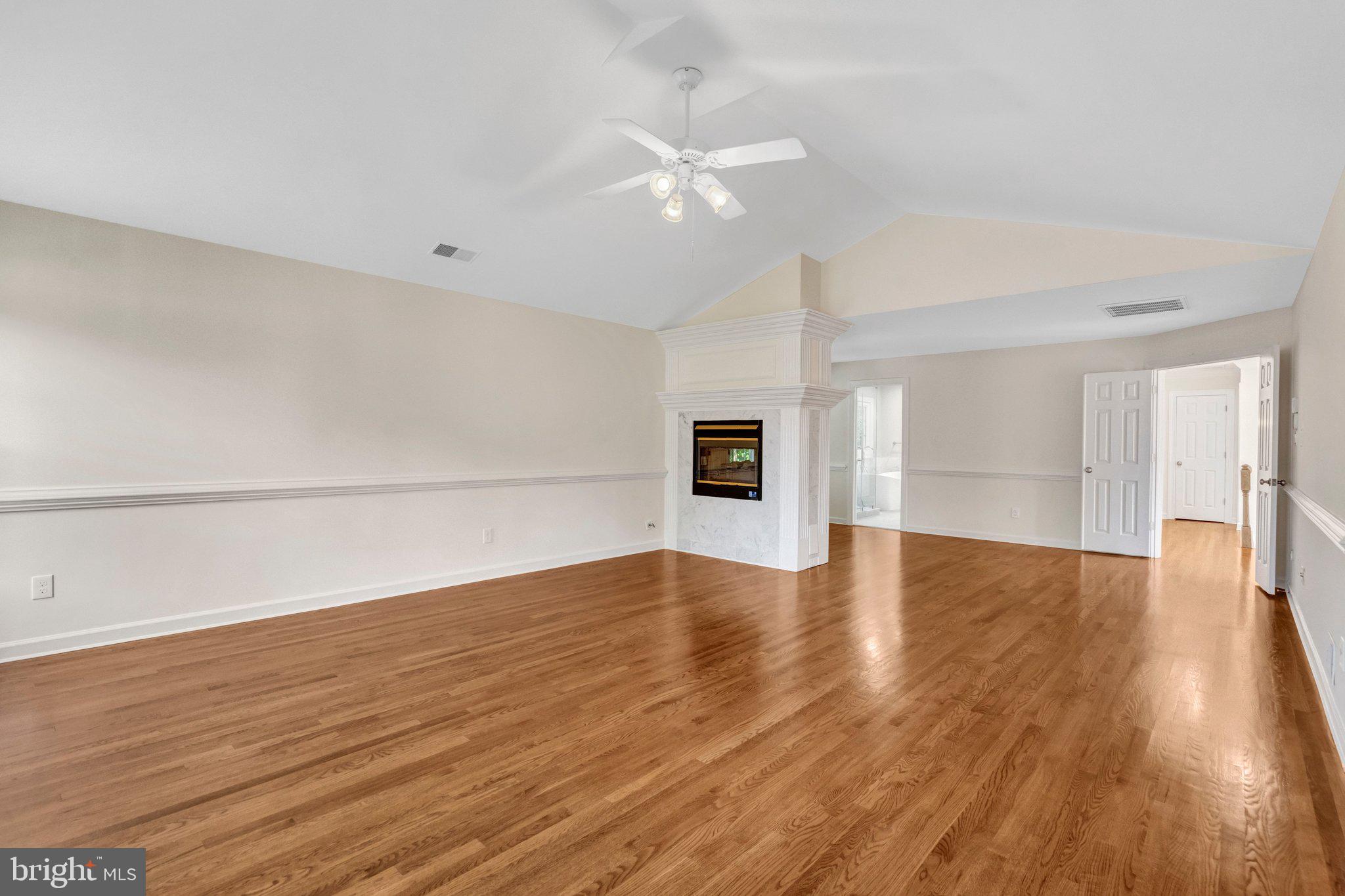 CENTER RIDGE - Residential