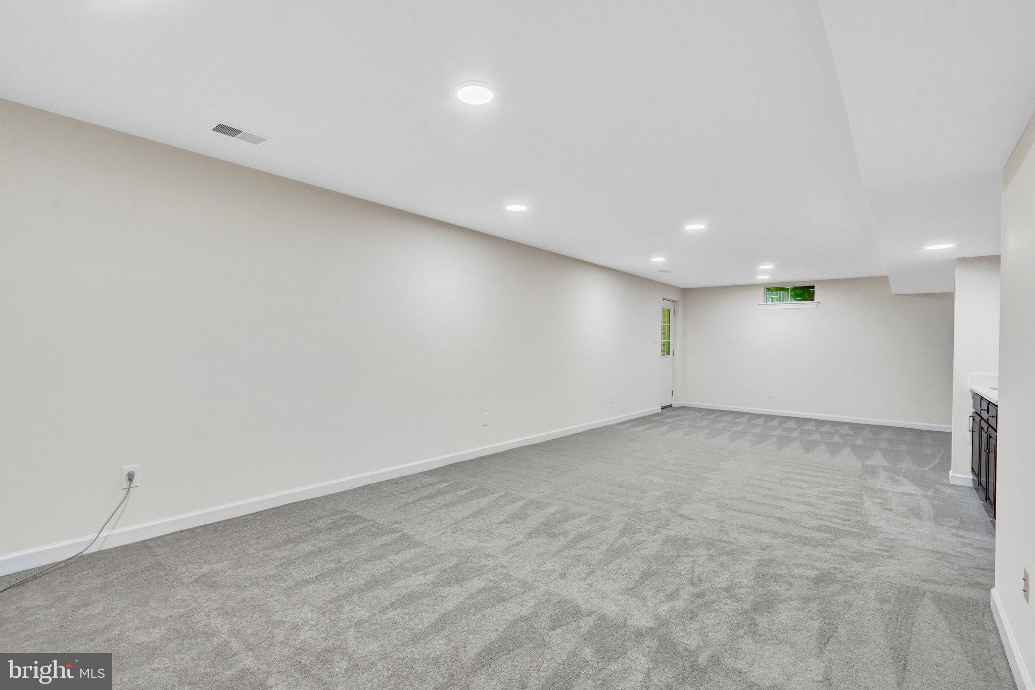 CENTER RIDGE - Residential