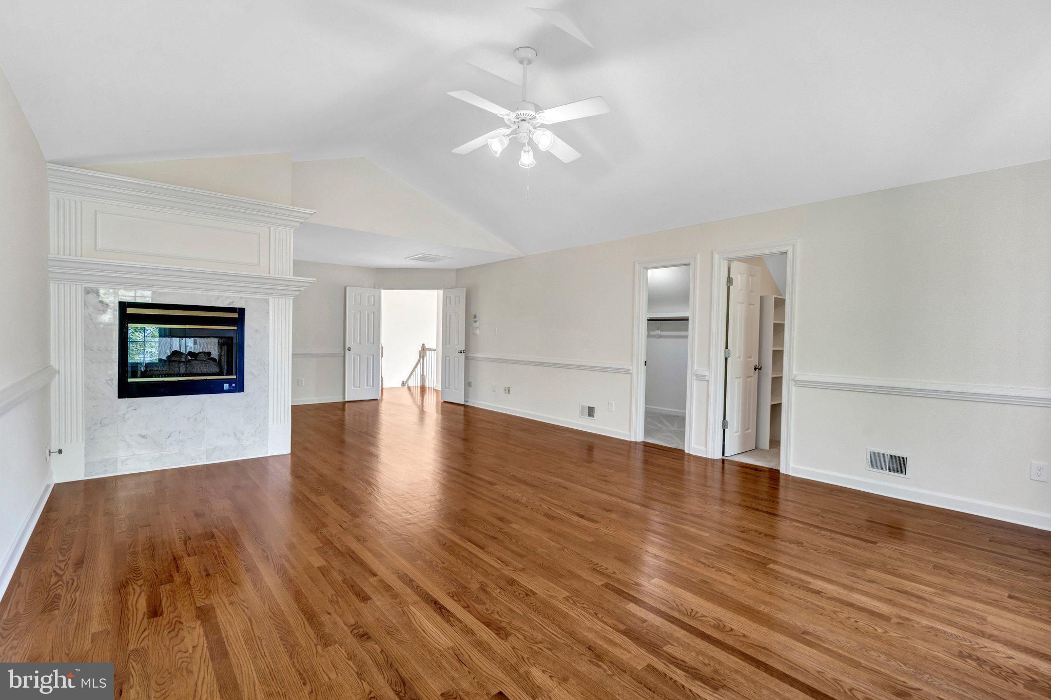 CENTER RIDGE - Residential