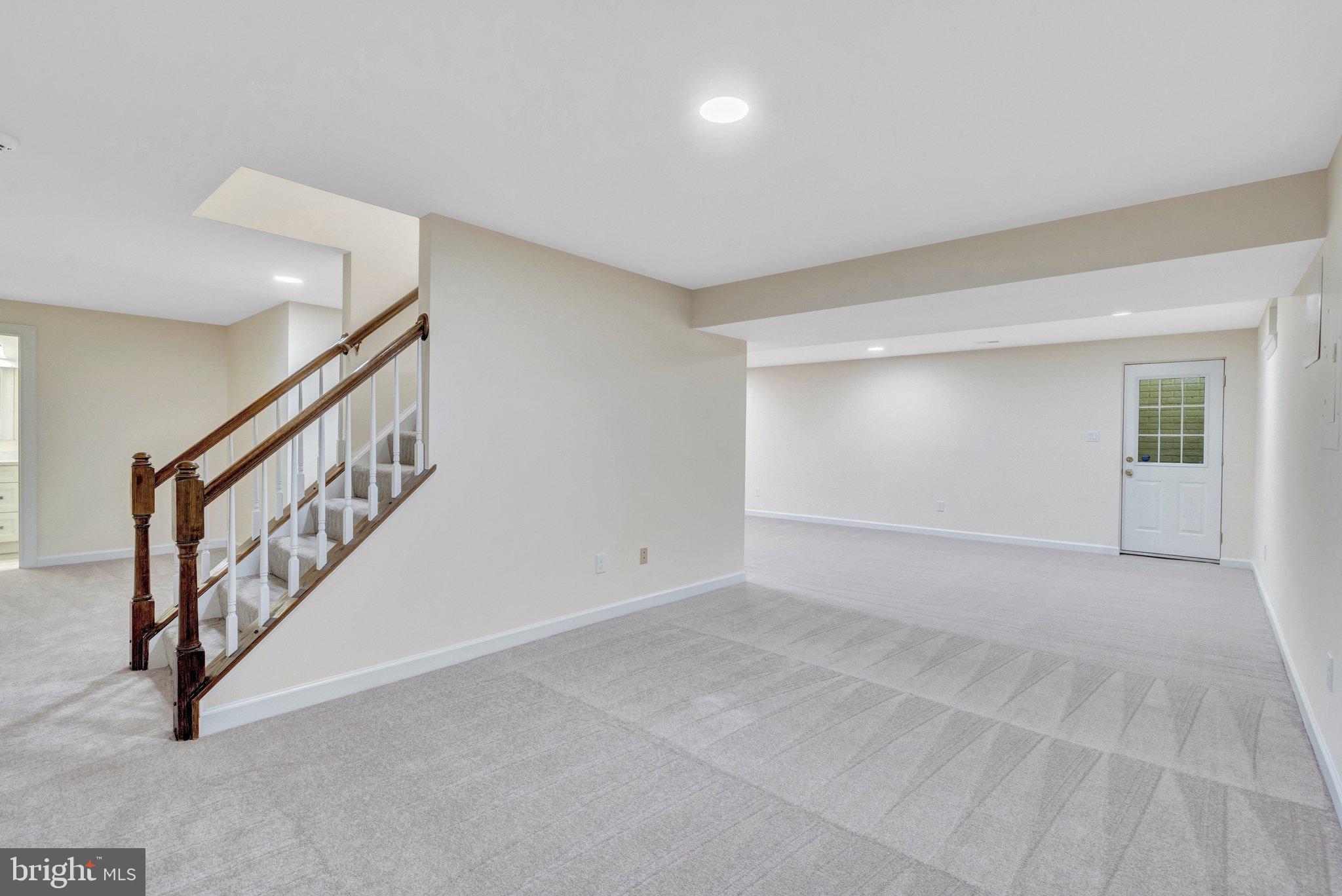CENTER RIDGE - Residential