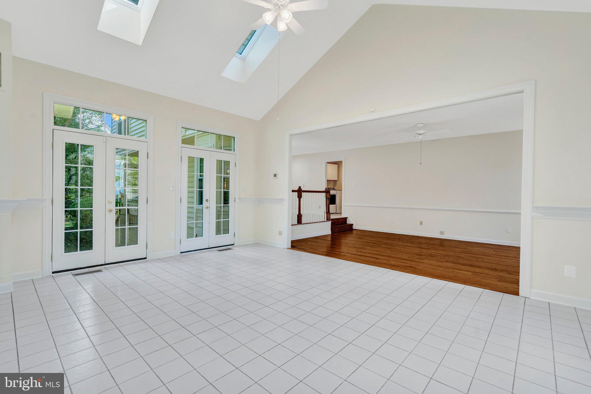 CENTER RIDGE - Residential