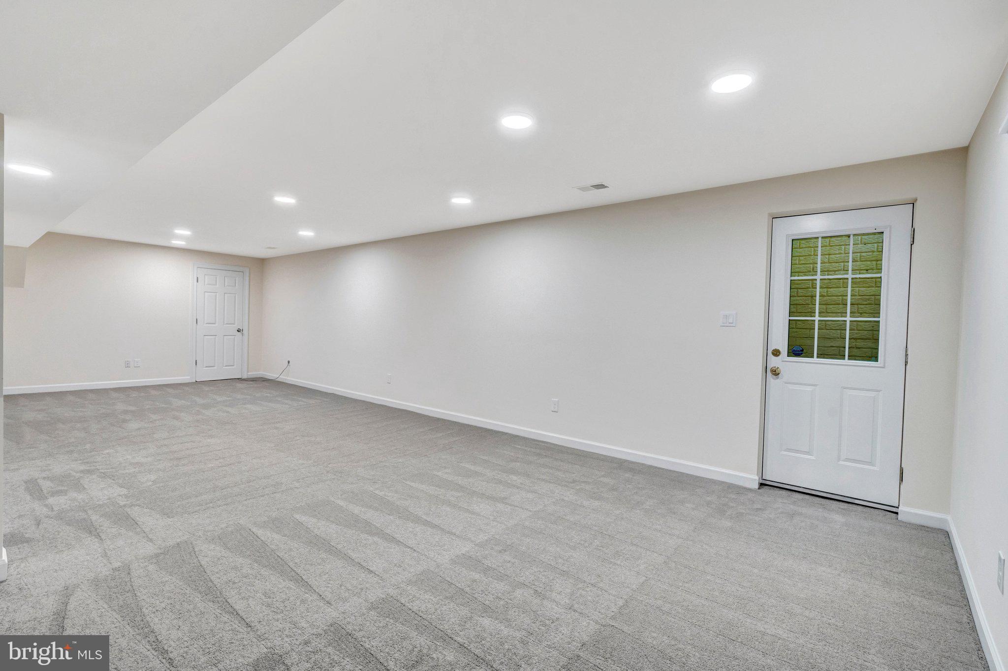 CENTER RIDGE - Residential