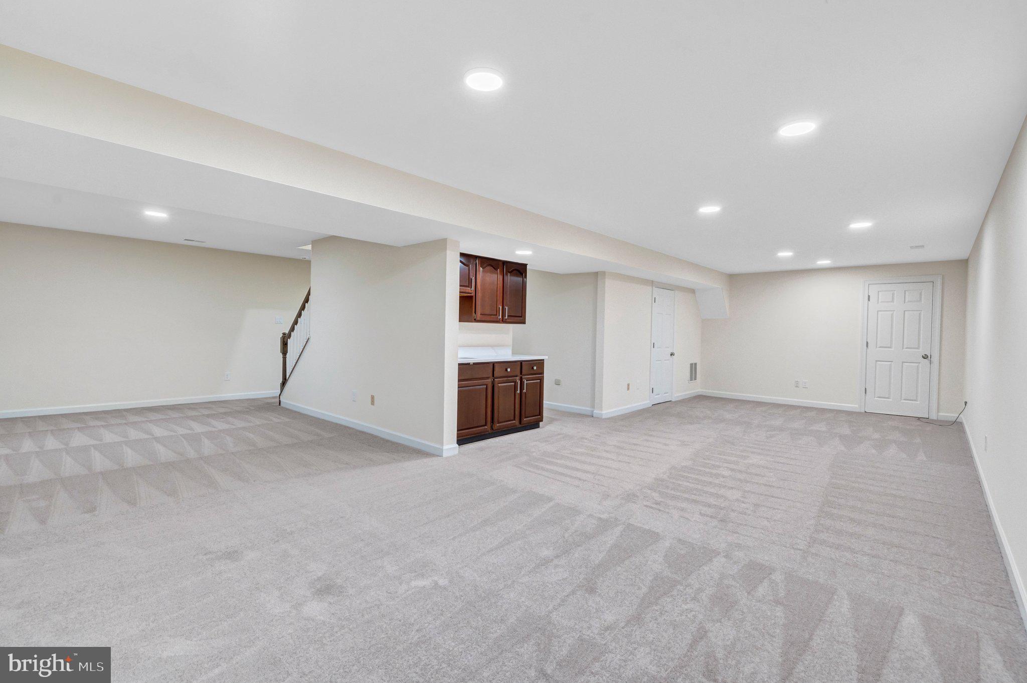 CENTER RIDGE - Residential