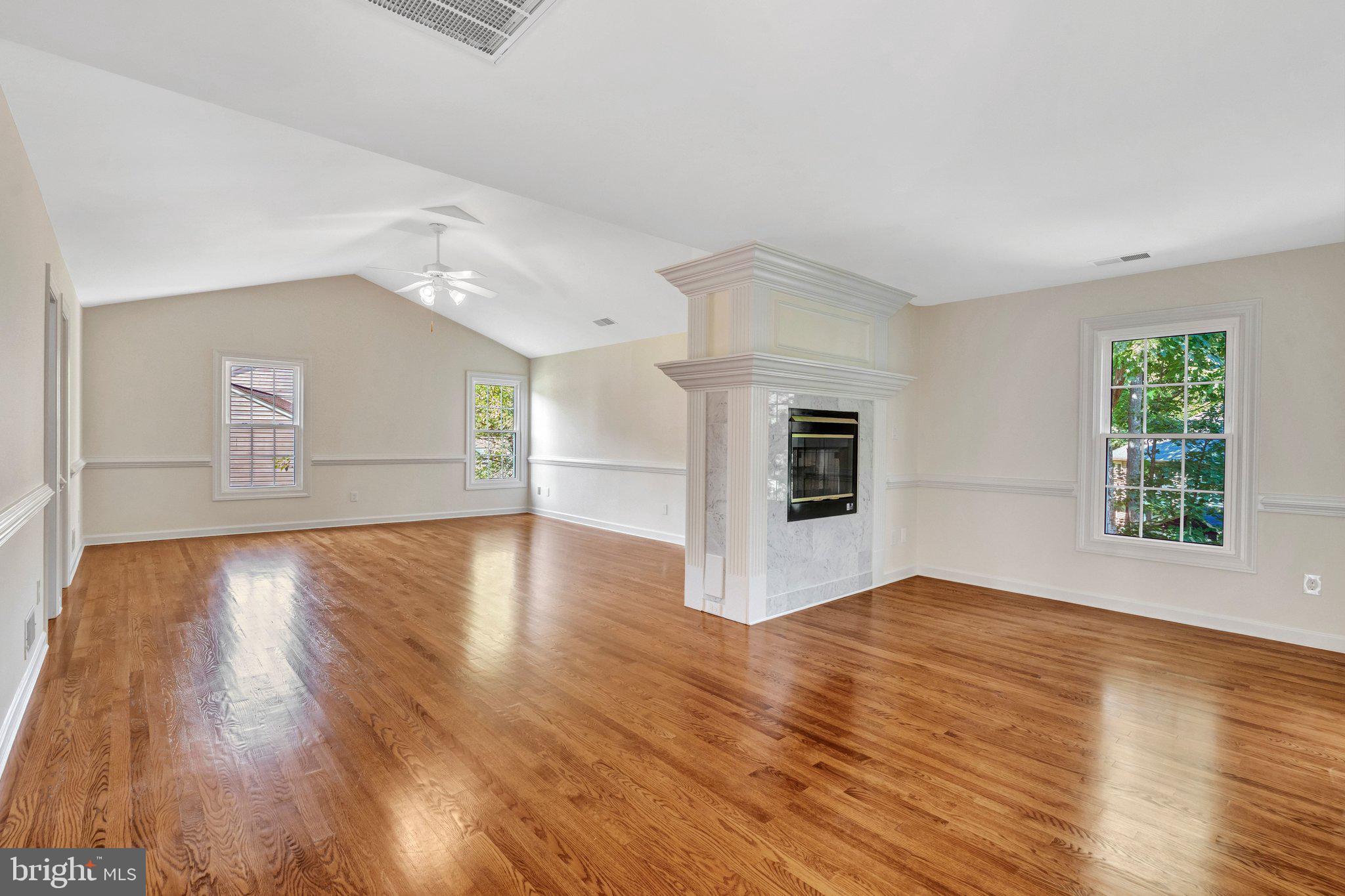 CENTER RIDGE - Residential