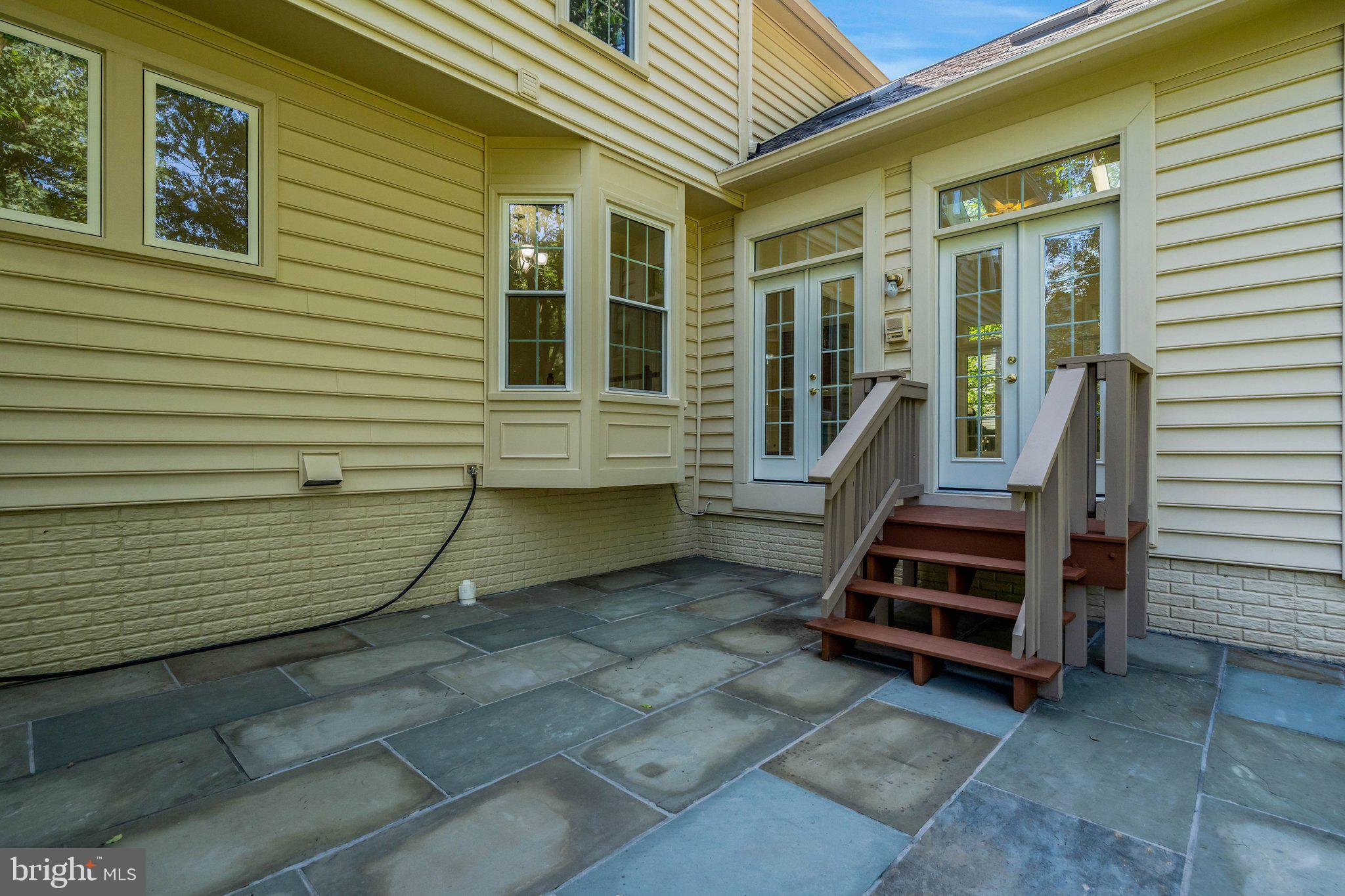 CENTER RIDGE - Residential