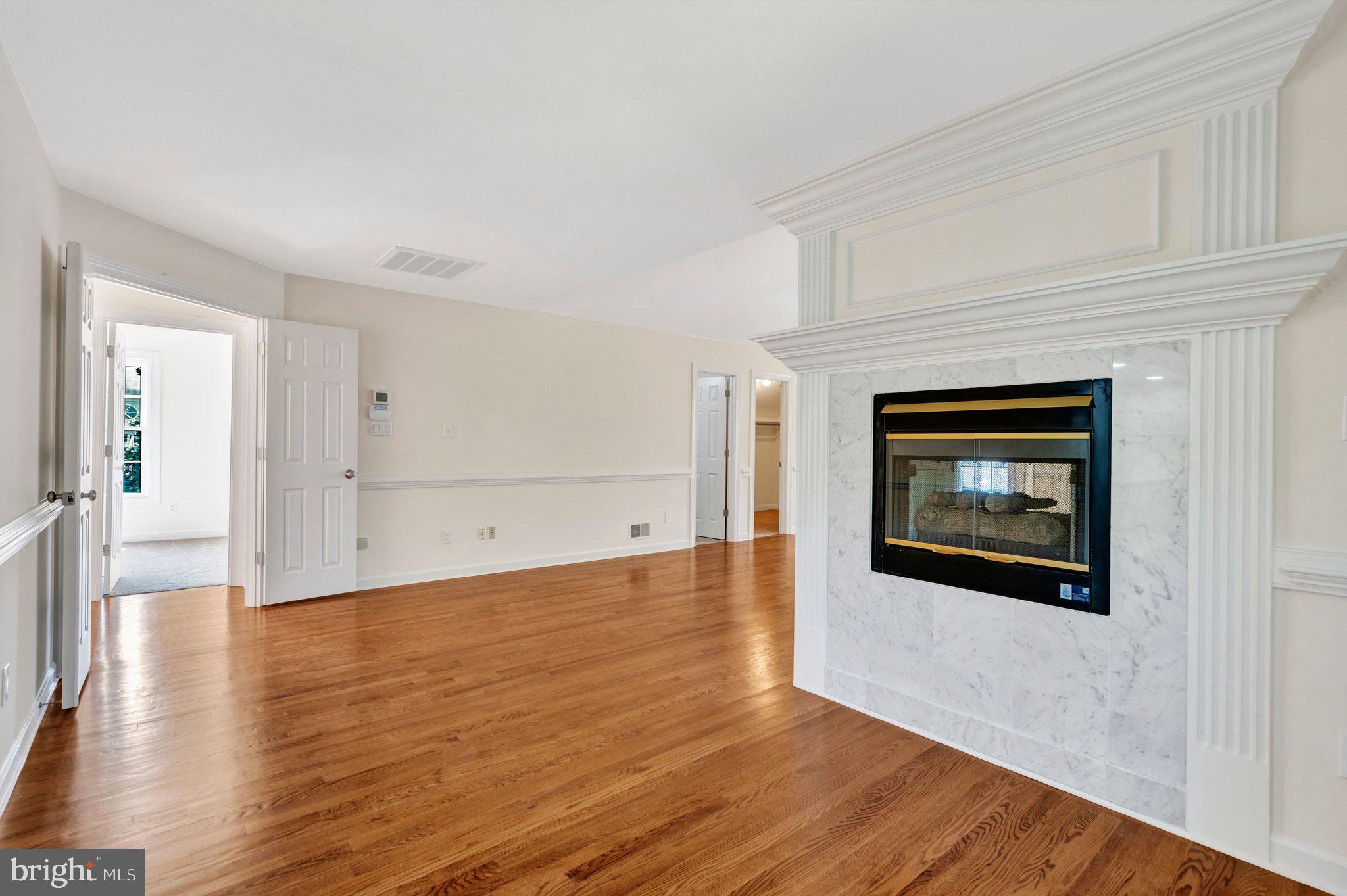 CENTER RIDGE - Residential