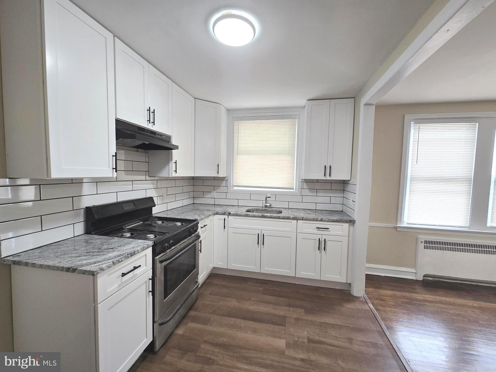 OXFORD CIRCLE - Residential Lease