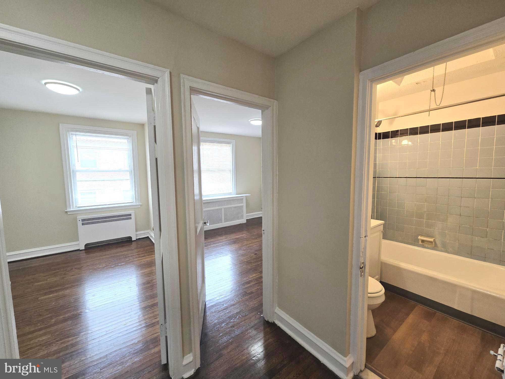 OXFORD CIRCLE - Residential Lease