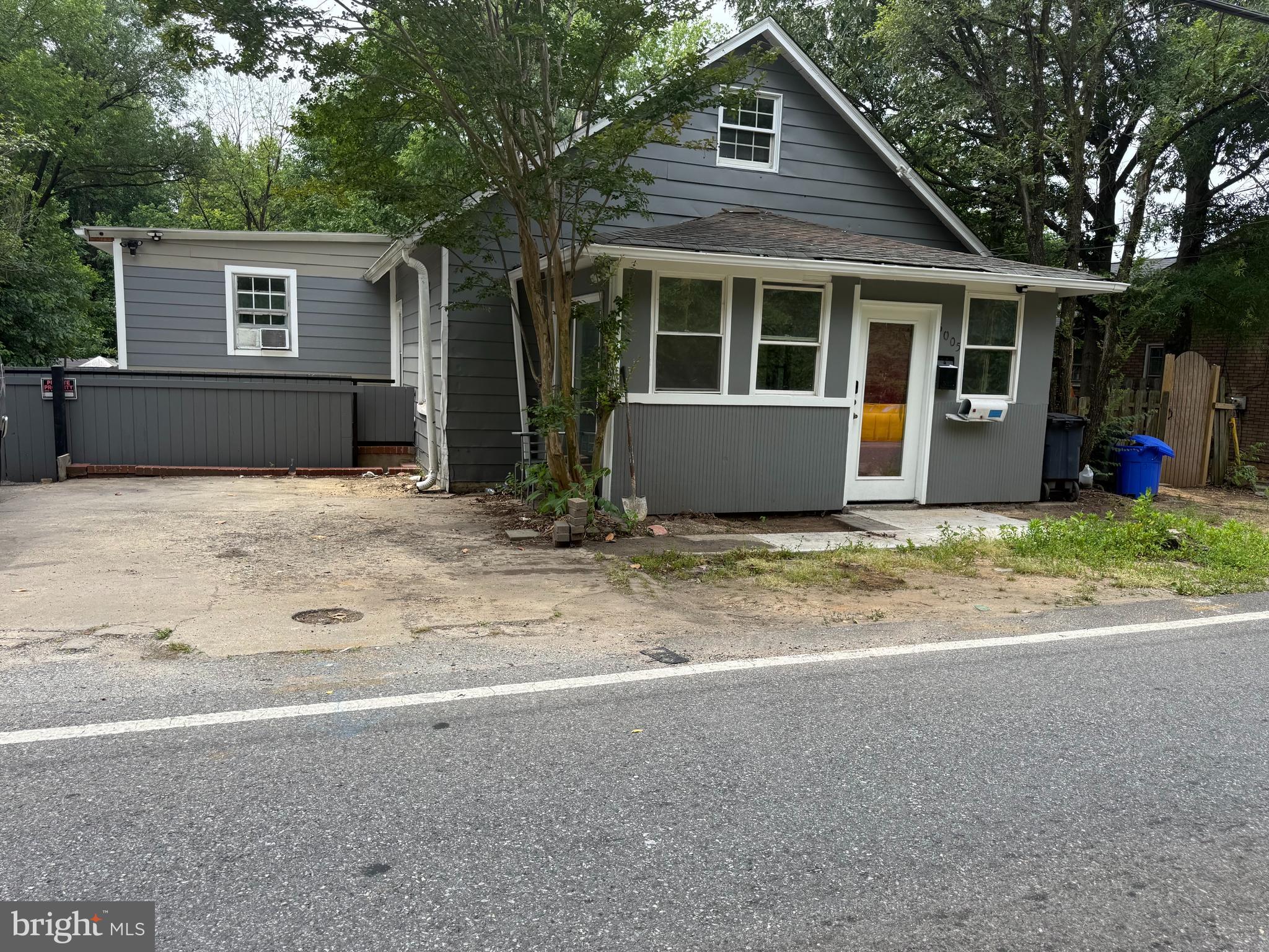 BLADENSBURG - Residential